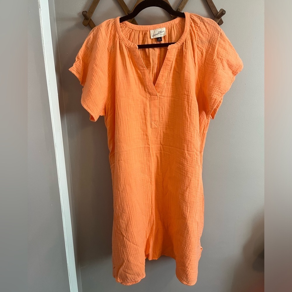 Gauzy peach cotton shift dress with pockets from Universal Thread